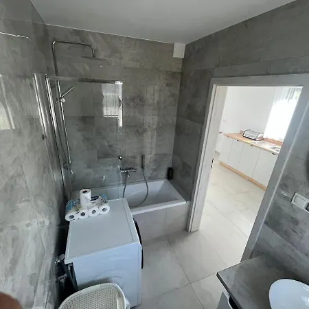 Mery House *
